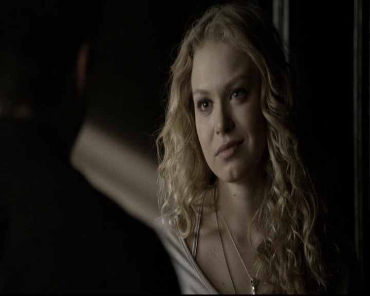 VampireDiariesWorld-dot-nl_6x13TheDayITriedTLive0534.jpg