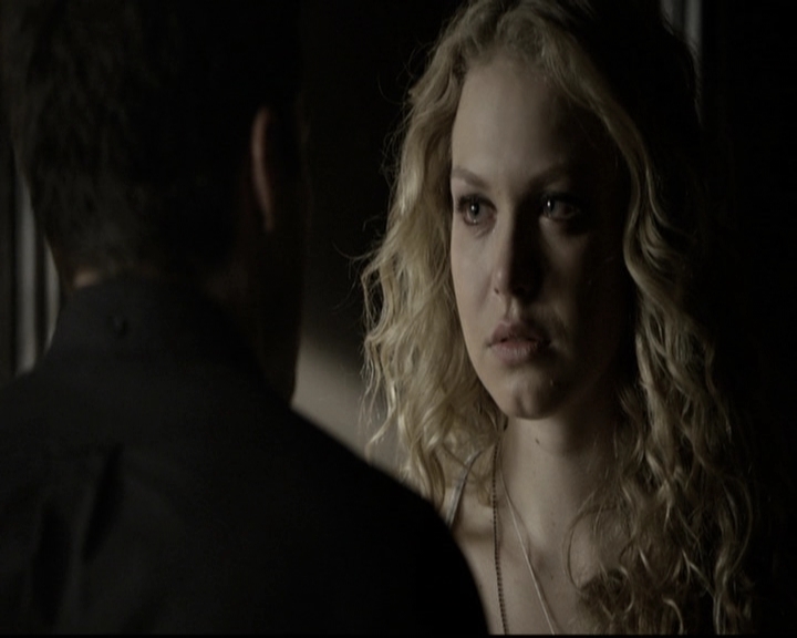 VampireDiariesWorld-dot-nl_6x13TheDayITriedTLive0548.jpg