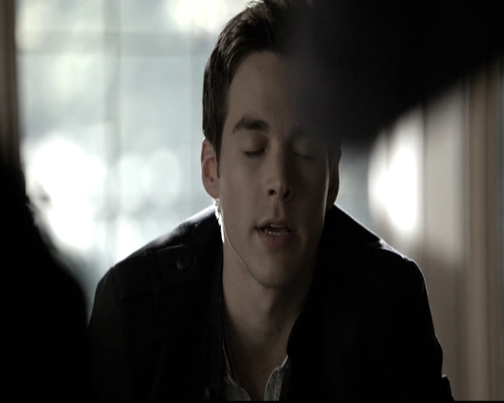 VampireDiariesWorld-dot-nl_6x13TheDayITriedTLive0591.jpg