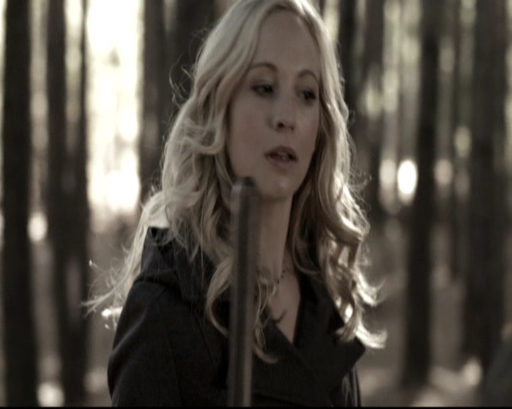 VampireDiariesWorld-dot-nl_6x13TheDayITriedTLive0608.jpg