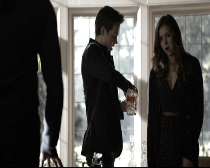 VampireDiariesWorld-dot-nl_6x13TheDayITriedTLive0682.jpg