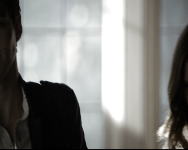 VampireDiariesWorld-dot-nl_6x13TheDayITriedTLive0687.jpg