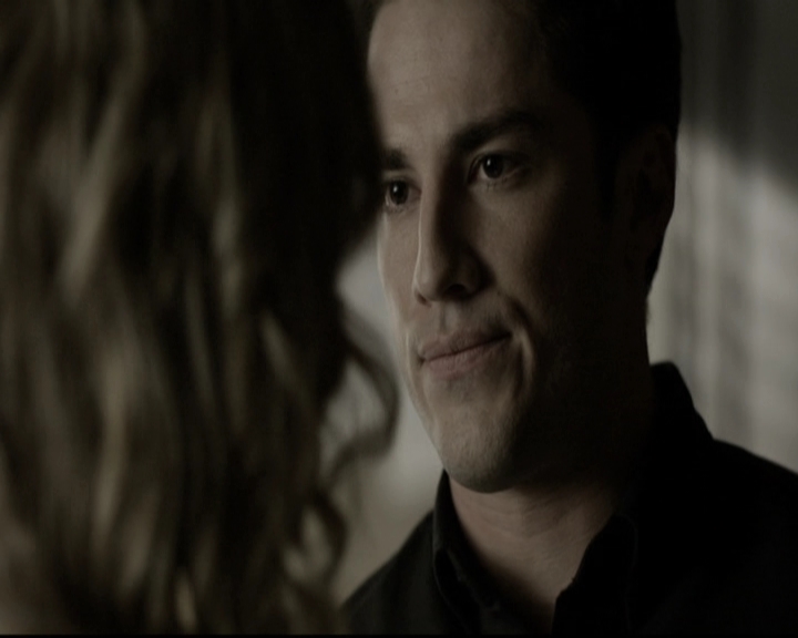 VampireDiariesWorld-dot-nl_6x13TheDayITriedTLive0763.jpg