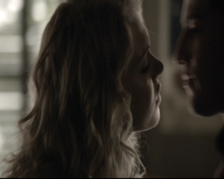 VampireDiariesWorld-dot-nl_6x13TheDayITriedTLive0772.jpg