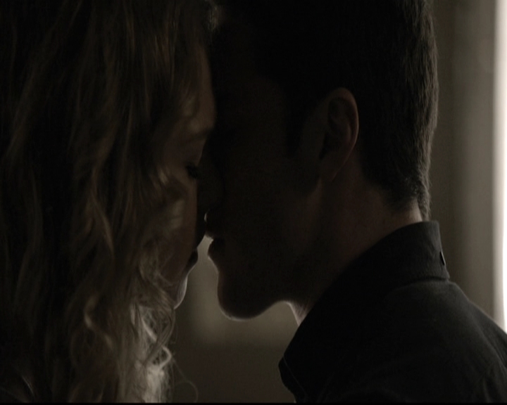 VampireDiariesWorld-dot-nl_6x13TheDayITriedTLive0774.jpg