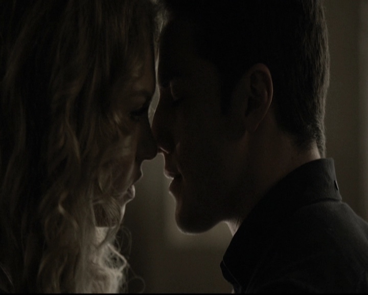 VampireDiariesWorld-dot-nl_6x13TheDayITriedTLive0775.jpg