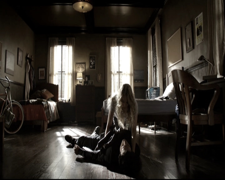 VampireDiariesWorld-dot-nl_6x13TheDayITriedTLive0785.jpg