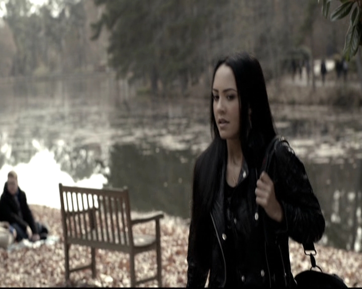 VampireDiariesWorld-dot-nl_6x13TheDayITriedTLive0810.jpg