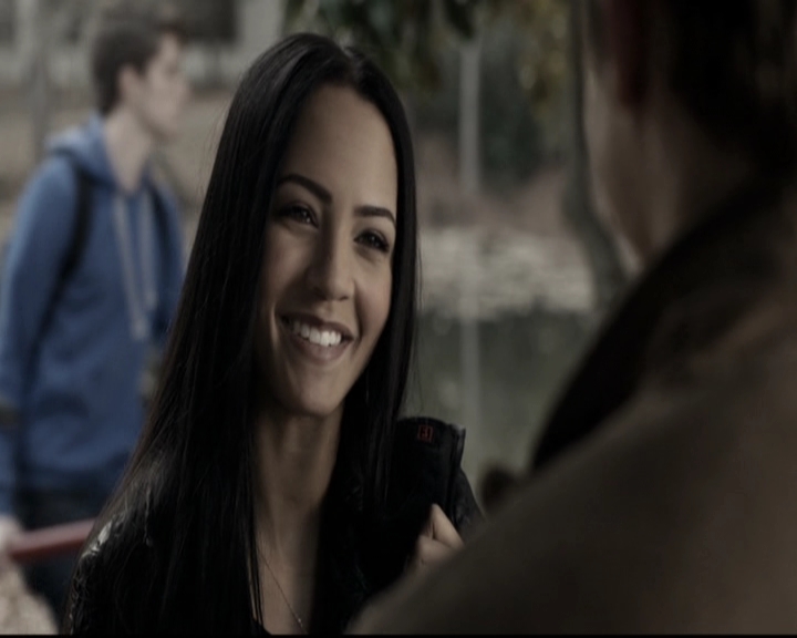 VampireDiariesWorld-dot-nl_6x13TheDayITriedTLive0843.jpg