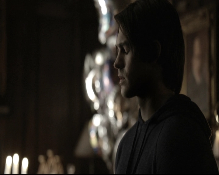 VampireDiariesWorld-dot-nl_6x13TheDayITriedTLive0913.jpg