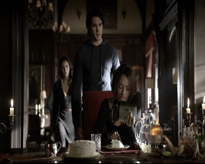 VampireDiariesWorld-dot-nl_6x13TheDayITriedTLive0945.jpg