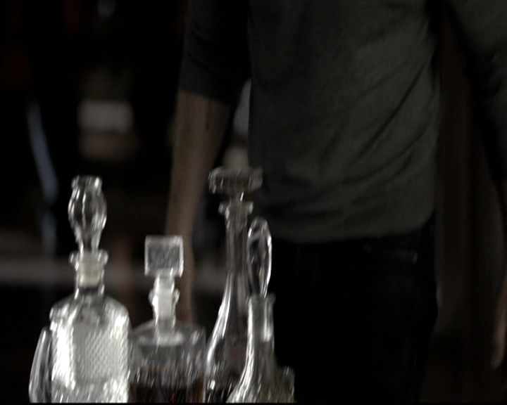 VampireDiariesWorld-dot-nl_6x13TheDayITriedTLive0947.jpg