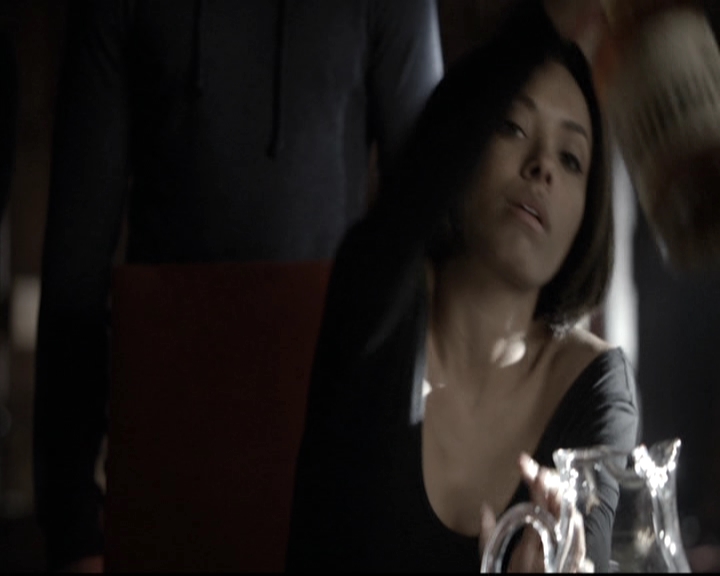 VampireDiariesWorld-dot-nl_6x13TheDayITriedTLive0971.jpg