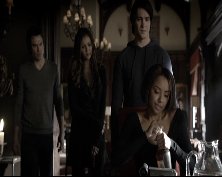 VampireDiariesWorld-dot-nl_6x13TheDayITriedTLive0973.jpg