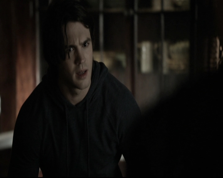 VampireDiariesWorld-dot-nl_6x13TheDayITriedTLive1356.jpg