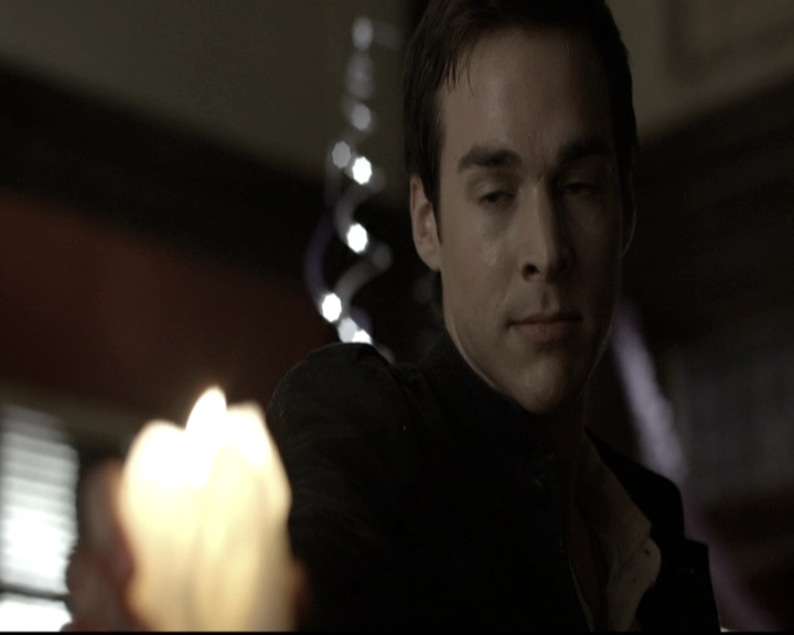 VampireDiariesWorld-dot-nl_6x13TheDayITriedTLive1424.jpg