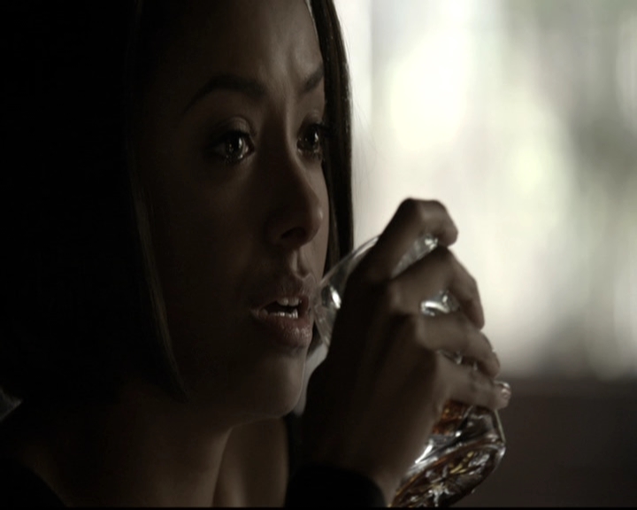 VampireDiariesWorld-dot-nl_6x13TheDayITriedTLive1505.jpg