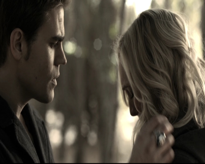 VampireDiariesWorld-dot-nl_6x13TheDayITriedTLive1616.jpg