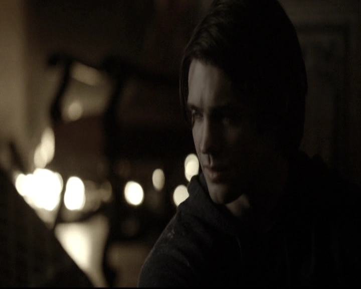 VampireDiariesWorld-dot-nl_6x13TheDayITriedTLive1971.jpg