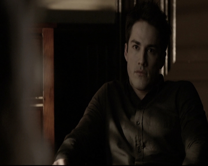 VampireDiariesWorld-dot-nl_6x13TheDayITriedTLive1991.jpg