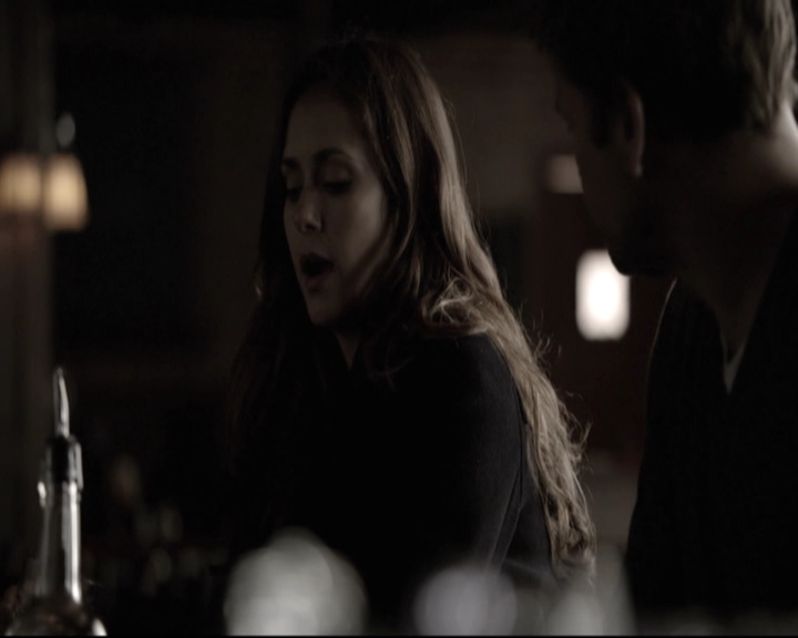 VampireDiariesWorld-dot-nl_6x14Stay-deletedscenes0007.jpg