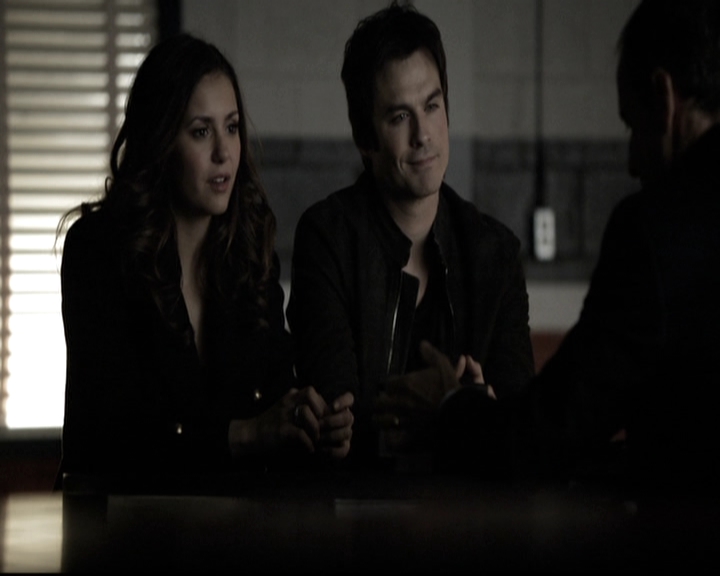 VampireDiariesWorld-dot-nl_6x14Stay0109.jpg