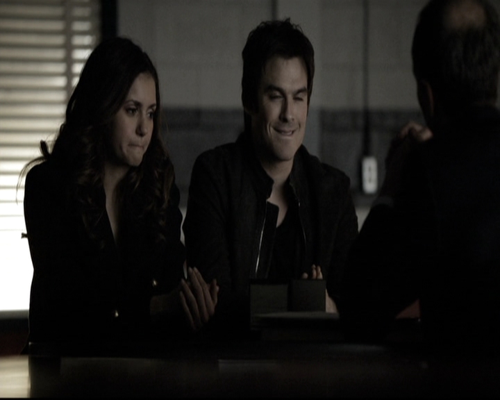 VampireDiariesWorld-dot-nl_6x14Stay0128.jpg