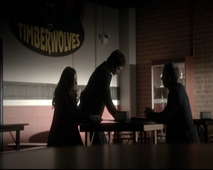 VampireDiariesWorld-dot-nl_6x14Stay0157.jpg