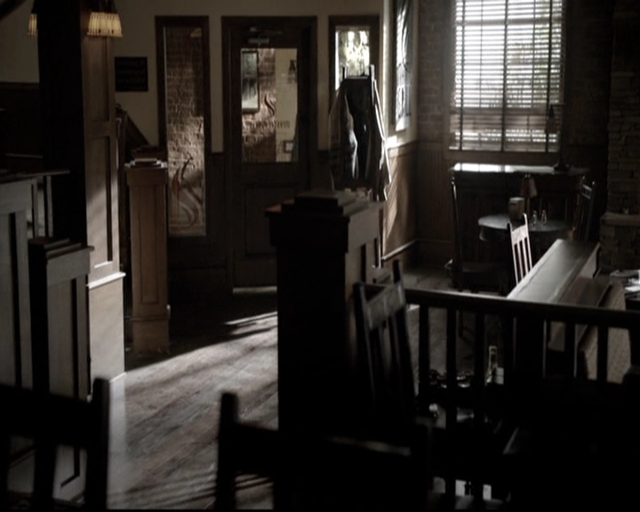 VampireDiariesWorld-dot-nl_6x14Stay0256.jpg