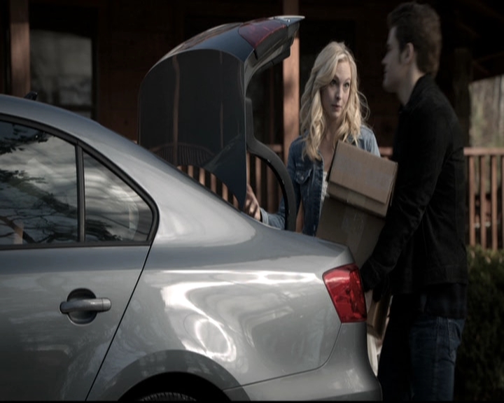 VampireDiariesWorld-dot-nl_6x14Stay0345.jpg