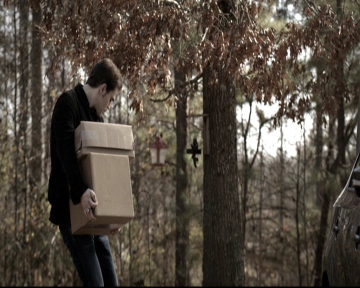 VampireDiariesWorld-dot-nl_6x14Stay0354.jpg