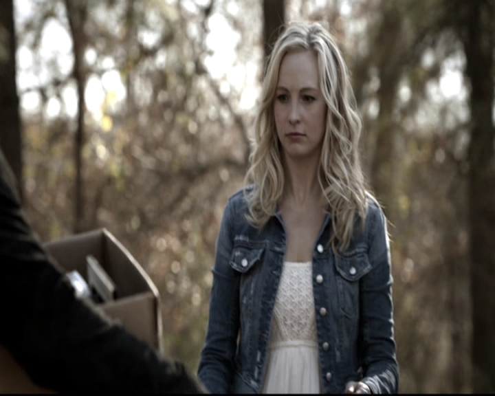 VampireDiariesWorld-dot-nl_6x14Stay0357.jpg