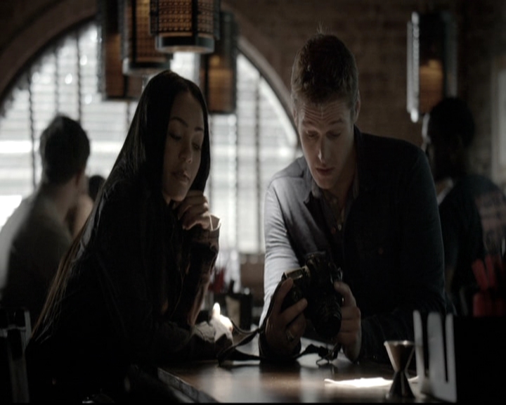 VampireDiariesWorld-dot-nl_6x14Stay0868.jpg