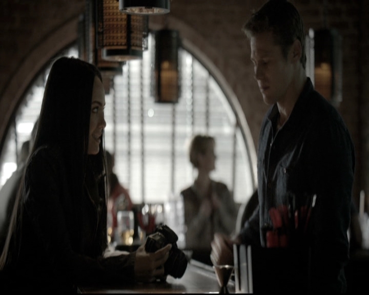 VampireDiariesWorld-dot-nl_6x14Stay0883.jpg