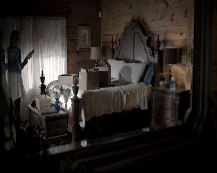 VampireDiariesWorld-dot-nl_6x14Stay0950.jpg