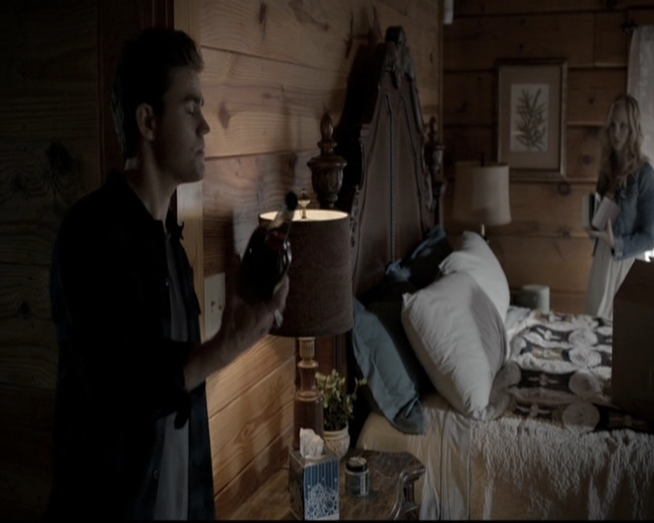 VampireDiariesWorld-dot-nl_6x14Stay0960.jpg