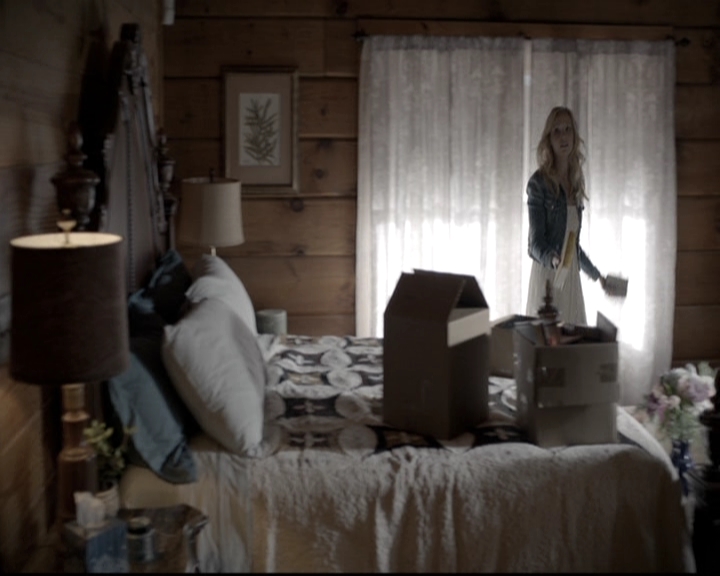 VampireDiariesWorld-dot-nl_6x14Stay0977.jpg