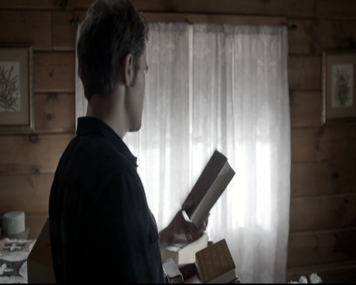 VampireDiariesWorld-dot-nl_6x14Stay1014.jpg