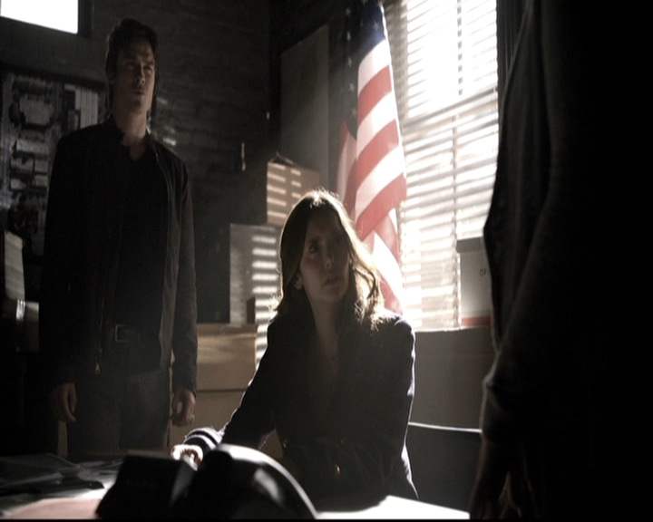 VampireDiariesWorld-dot-nl_6x14Stay1024.jpg