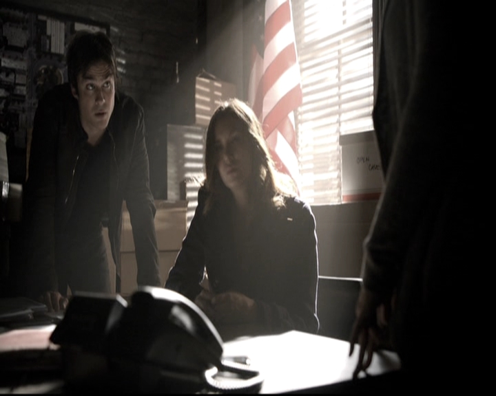 VampireDiariesWorld-dot-nl_6x14Stay1034.jpg