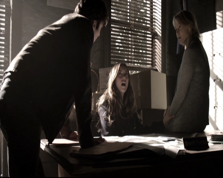 VampireDiariesWorld-dot-nl_6x14Stay1068.jpg