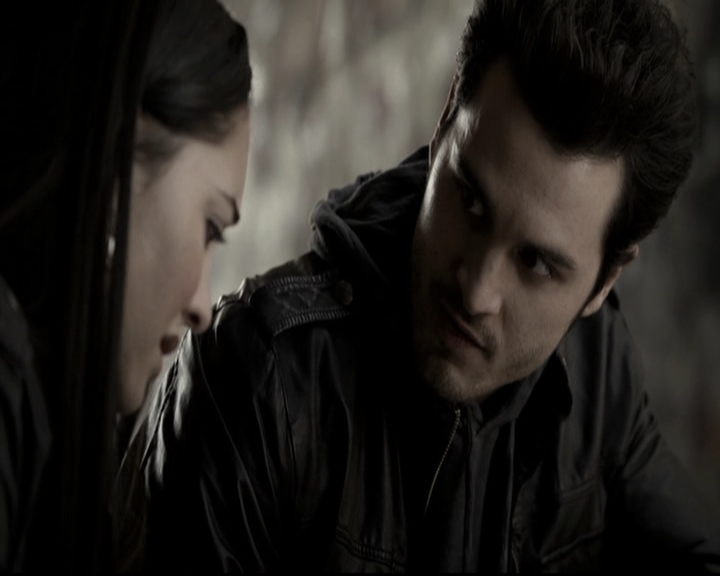 VampireDiariesWorld-dot-nl_6x14Stay1366.jpg