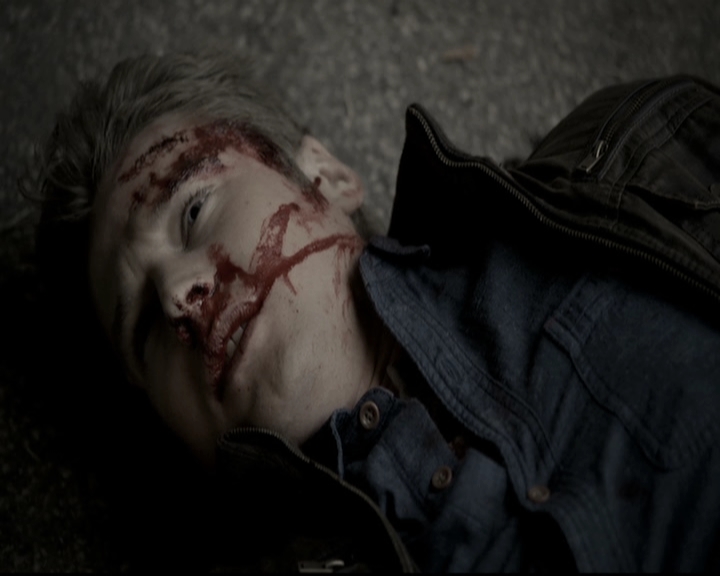 VampireDiariesWorld-dot-nl_6x14Stay1381.jpg