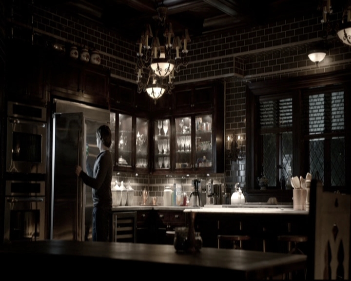 VampireDiariesWorld-dot-nl_6x14Stay1392.jpg