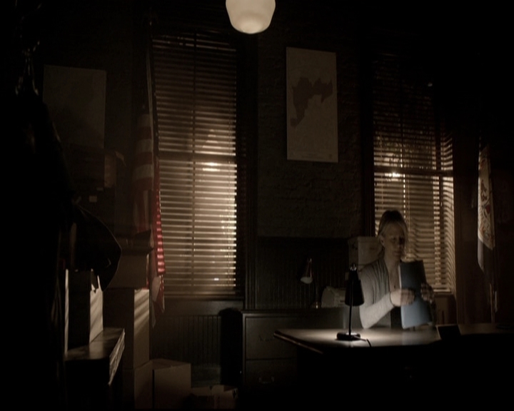 VampireDiariesWorld-dot-nl_6x14Stay1546.jpg