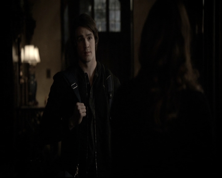 VampireDiariesWorld-dot-nl_6x14Stay1617.jpg