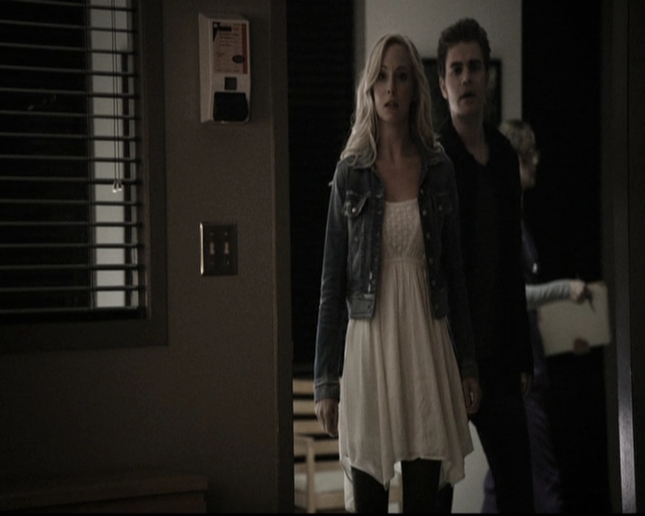 VampireDiariesWorld-dot-nl_6x14Stay1866.jpg