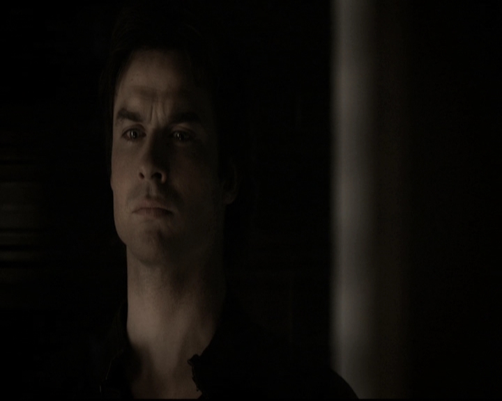 VampireDiariesWorld-dot-nl_6x14Stay1927.jpg