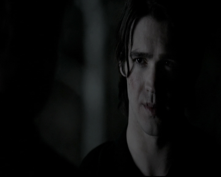 VampireDiariesWorld-dot-nl_6x14Stay2028.jpg