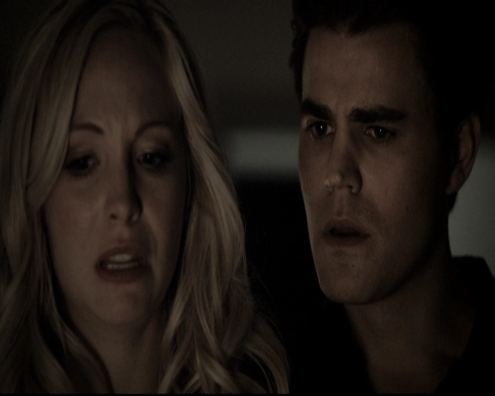 VampireDiariesWorld-dot-nl_6x14Stay2134.jpg